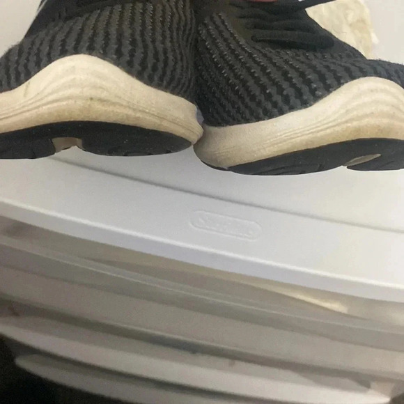 Nike Revolution 4 Running Sneakers - Picture 5 of 7